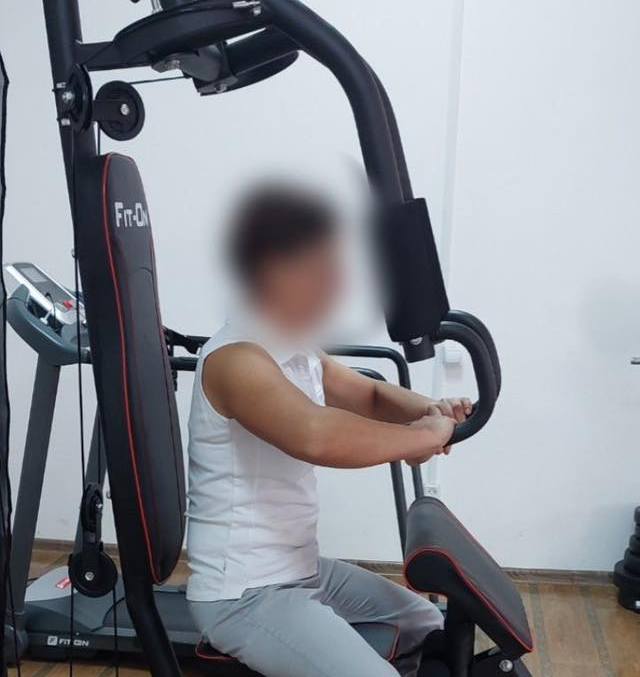 b8fb1aff-0919-4032-8f8c-680a8e953e69.jpg