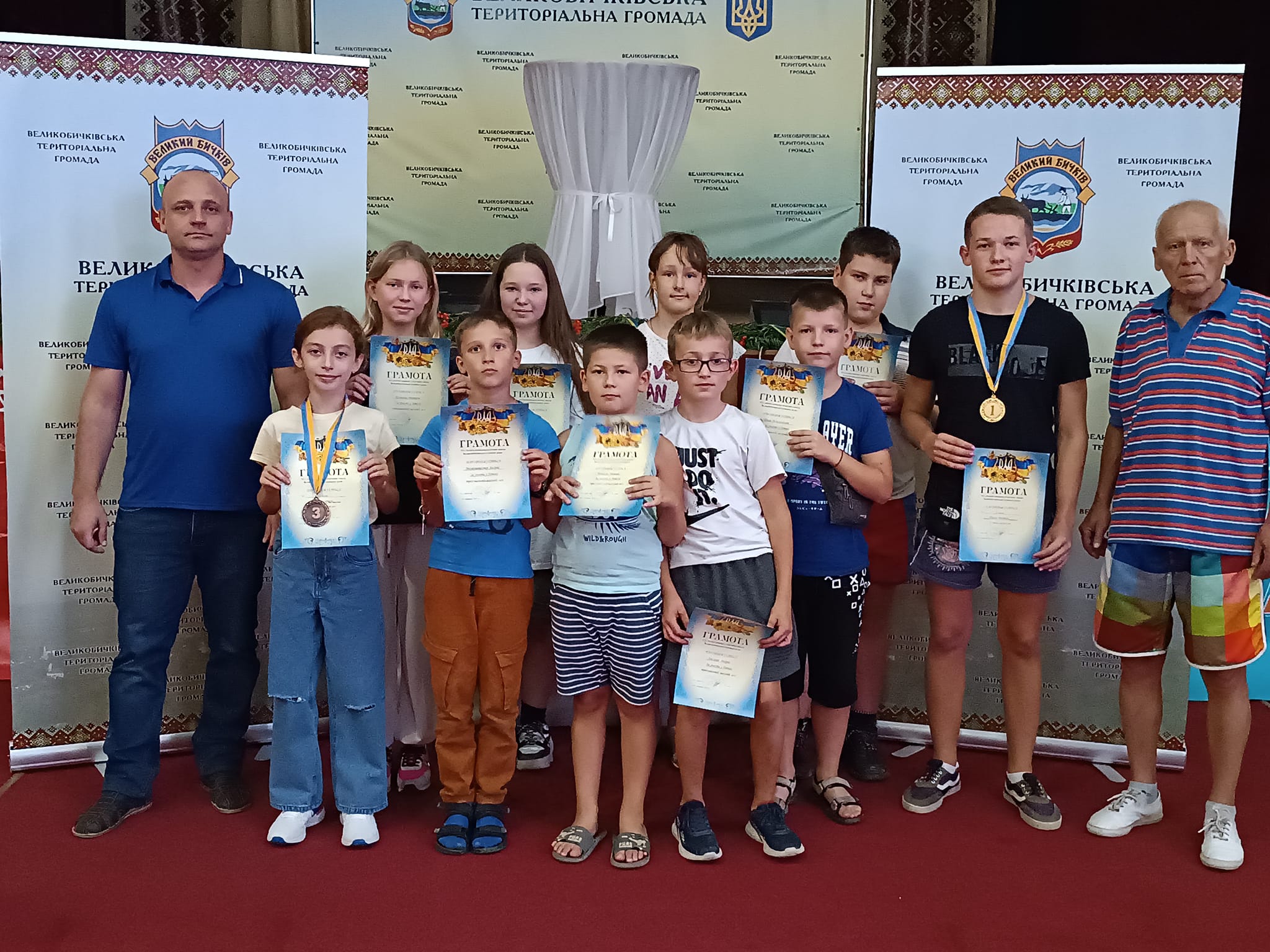 d0b26ede-600a-40d3-bba7-710df8ea3ef0.jpg d0b26ede-600a-40d3-bba7-710df8ea3ef0.jpg