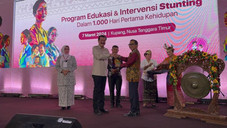 Dexa Group, BKKBN dan Pemprov NTT Gelar Edukasi Bidan Turunkan Angka Stunting