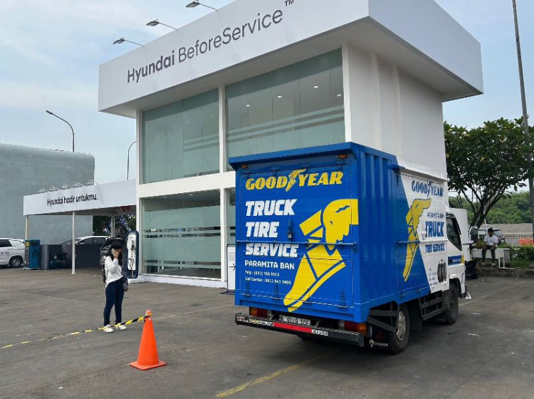 GoodYear dan Paramita Ban Dukung Posko Mudik Hyundai
