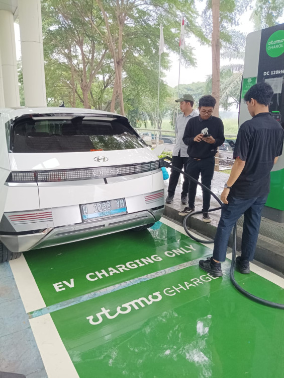 Utomo Charge+ Sediakan Gratis Charging Station Mobil Listrik Selama Lebaran