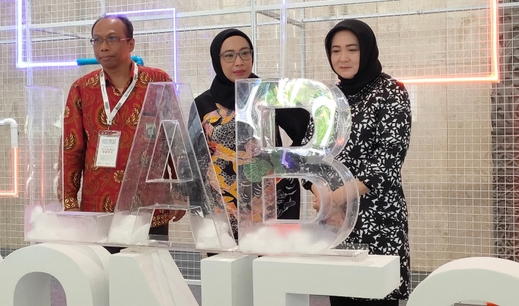 Program Keberlanjutan dan AI Jadi Topik Hot di Pameran Lab Indonesia 2024