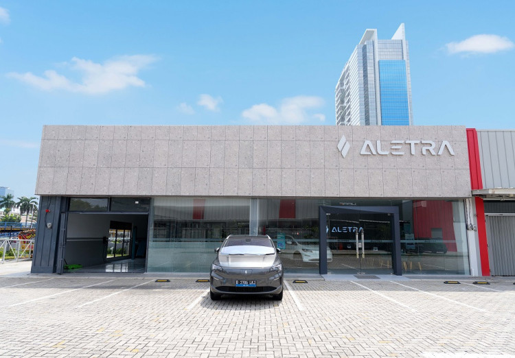Aletra Resmikan Dua Dealer Pertama di Indonesia, Targetkan 15 Dealer Tahun Ini