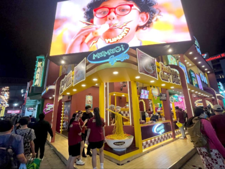 Foto Bisnis SWA: Momogi Signature, ‘Mie Instan Premium’ Gacoan Baru Sari Murni Group