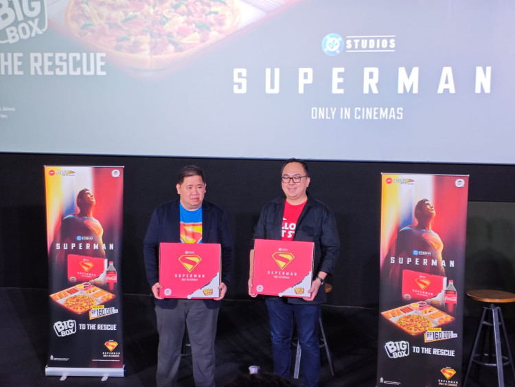 Riding The Wave! Pizza Hut (PZZA) Meluncurkan Big Box Superman Limited Edition