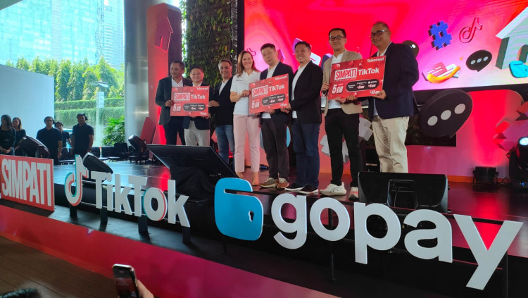 Simpati, TikTok dan GoPay Keluarkan Kartu Perdana Baru Sasar Kreator Konten dan UMKM