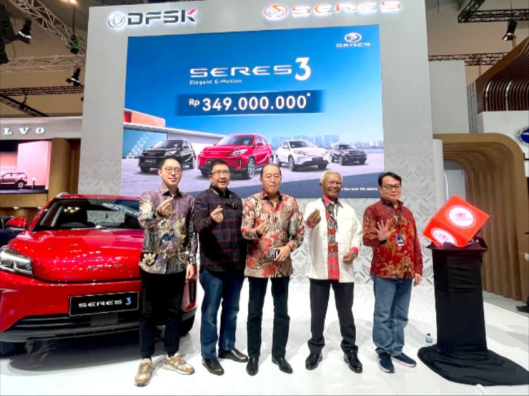 Sokonindo Automobile Targetkan Penjualan Seres 300 Unit di GIIAS 2025
