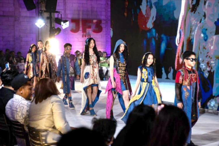 Naeos Tampilkan “Art & Beat” di JF3 Fashion Festival 2025: Harmoni Tradisi, Modernitas, dan Keberlanjutan