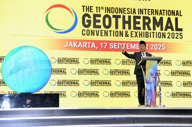 Menteri ESDM Mendorong Penyederhanaan Perijinan dan Regulasi Investasi Geotermal
