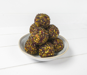 Cranberry pistachio balls