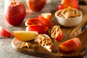 Apple and nut butter bites