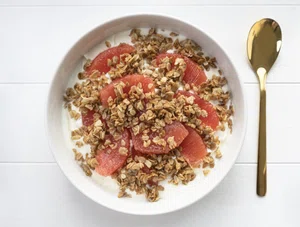 Stovetop granola with quark and grapefruit