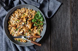 Gemengde risotto van champignons en linzen