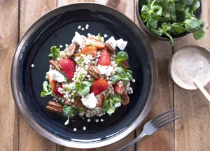 Buckwheat salad with strawberries and goat cheese