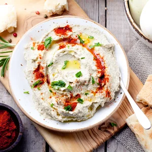 Smoky eggplant dip with bread