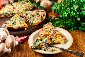 Mushroom and tomato frittata