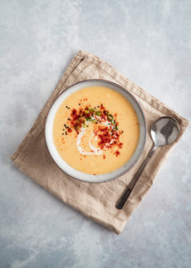 Creamy parsnip soup