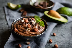 Chocolade avocado pudding