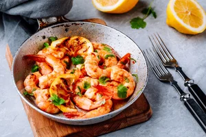 Garlic and chilli prawns