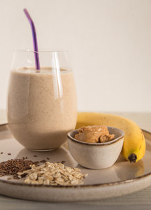 Peanut butter, banana and flax smoothie