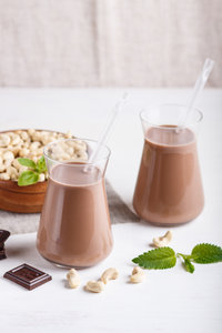 Cashew chocolate milk