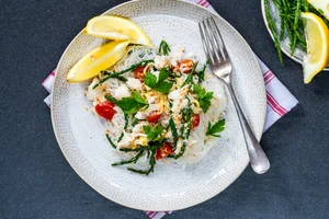 Samphire and flaked fish with noodles