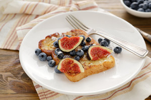 Fig and blueberry French toast