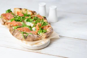 Salmon pizza