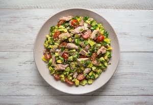 Tuna, avocado and quinoa salad