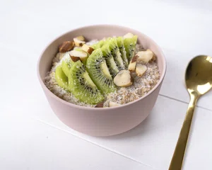 Kiwi and coconut oatmeal