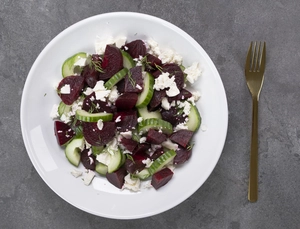 Beet salad with cucumber and feta