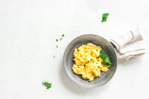 Cheesy scrambled eggs