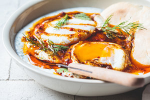 Turkish eggs (Cilbir)