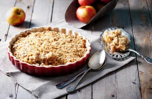 Easy apple crumble