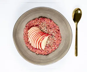 Beetroot and apple porridge