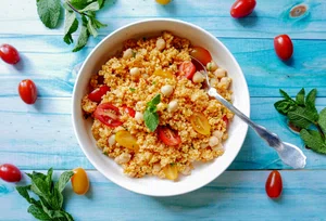 Harissa couscous with chickpeas