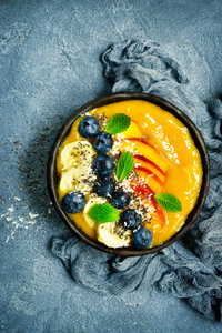 Zoete aardappel smoothie bowl