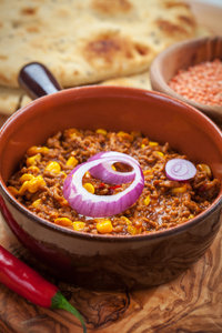 Mexican chilli con carne with lentils