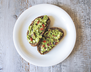 Toast met guacamole