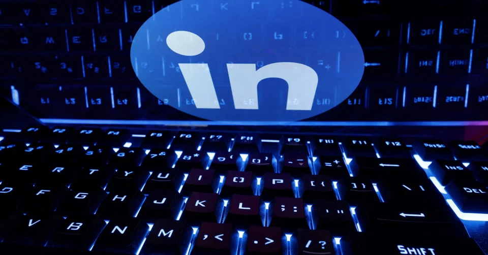 LinkedIn Halts Targeted Ads in EU to Comply with Digital Services Act