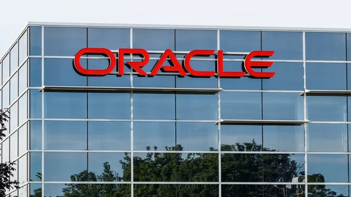 Oracle's Ad Business Collapse Sparks Industry Layoffs and Uncertainty