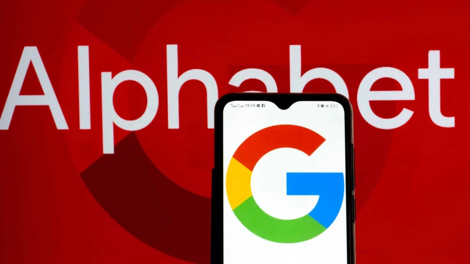 Alphabet Advances in Negotiations to Purchase HubSpot