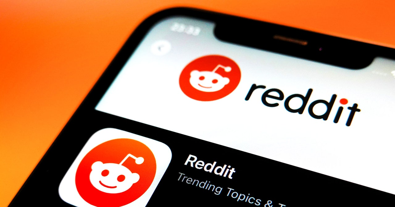 Reddit’s Sale of User Data for AI Training Draws FTC Inquiry