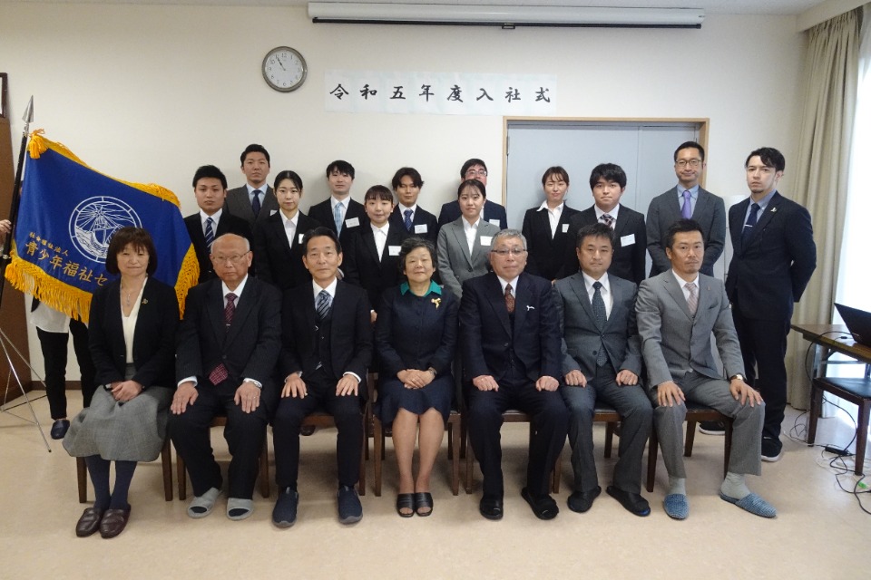 【中古】 社会福祉法人の手びき 社会福祉法人の設立と運営のために １９９９年版/第一法規出版/厚生省社会・援護局 障害福祉サービス事業 名古屋厚生会ワークス相談支援センター