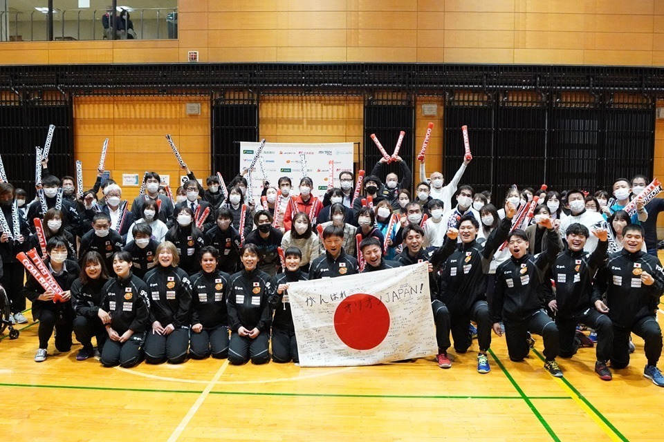 aba75e6832ec432f9750b8ea986b08