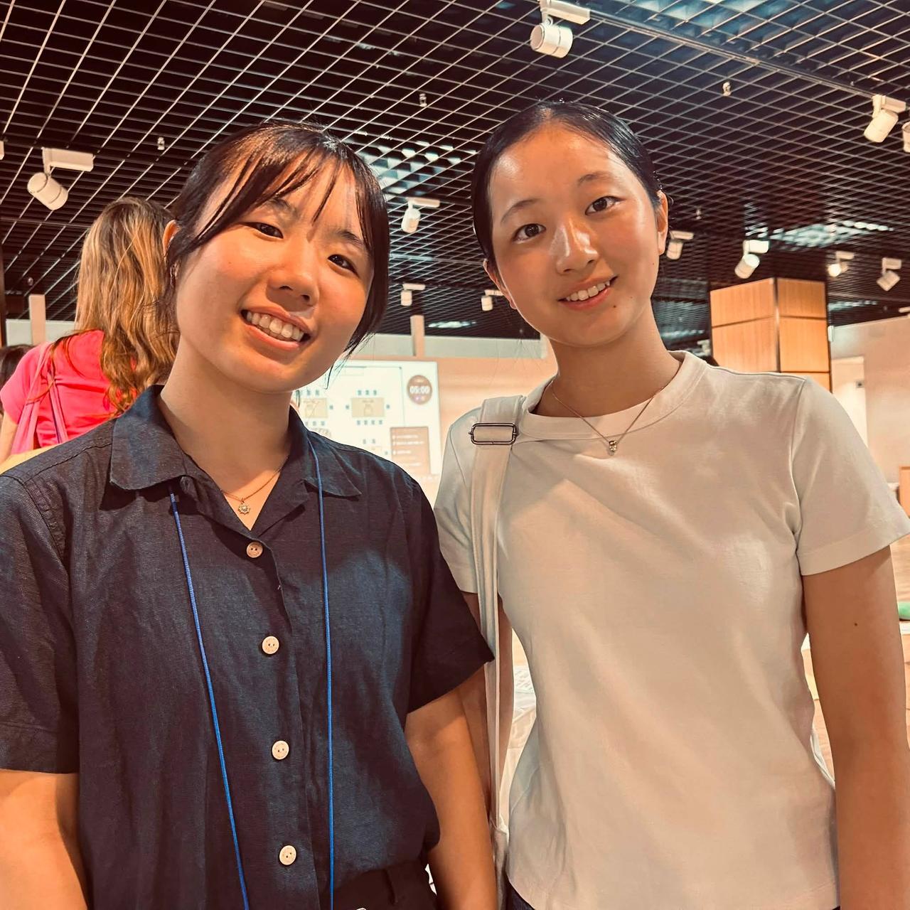 奨学生OG花田さんと帰国したばかり平さん