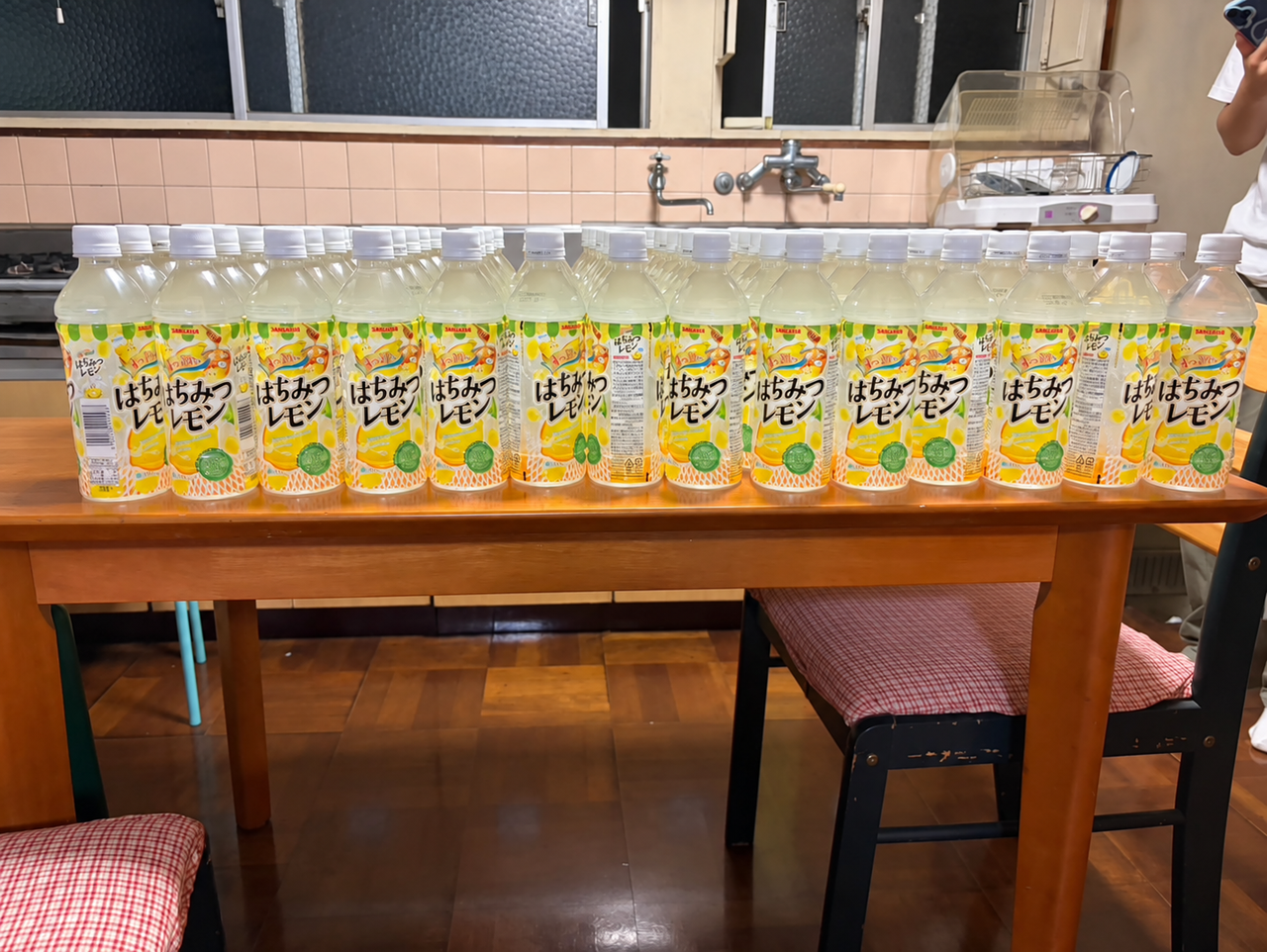 冷蔵庫の故障で、提供できなくなったレモネード
