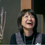 田浦佐知子