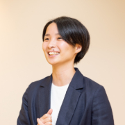 井上由惟子