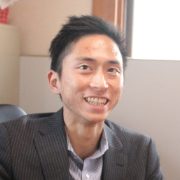 末田健人